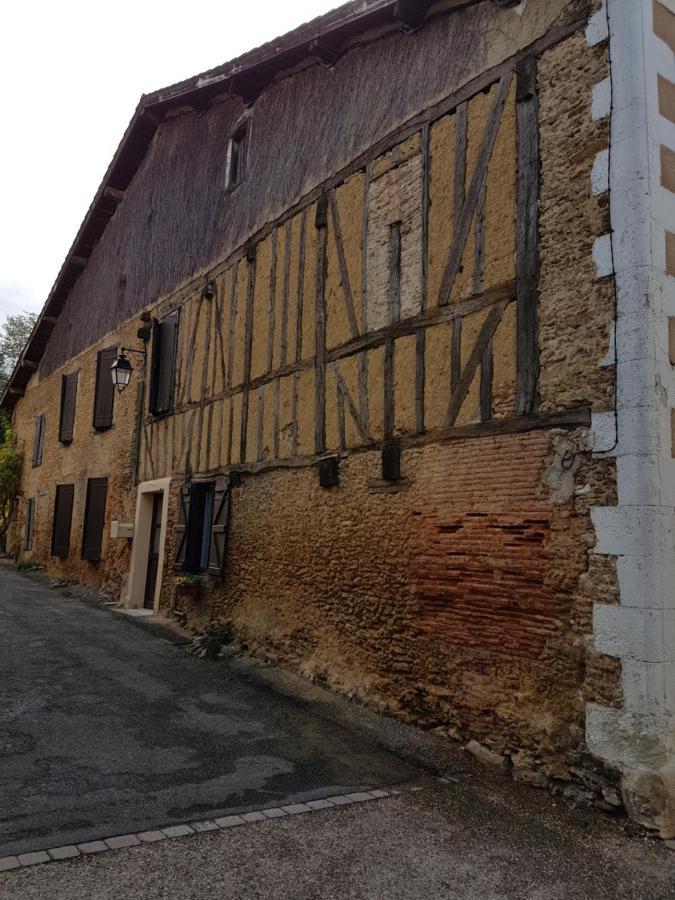 Bed and Breakfast Cudoille Armous-et-Cau Exterior foto